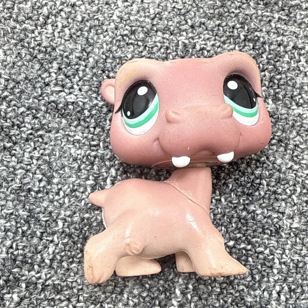 Hasbro littlest pet
